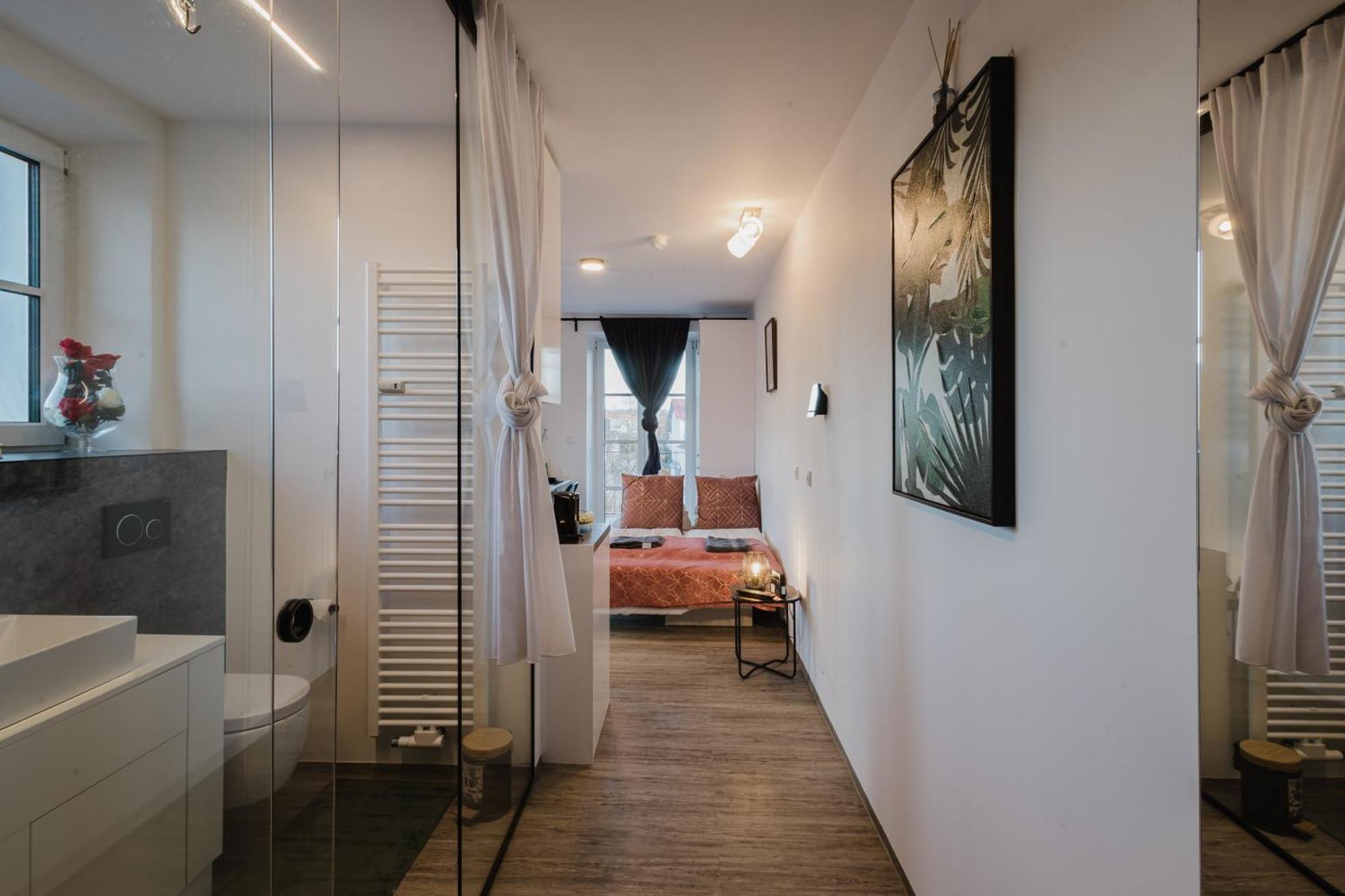 24-7 Living Room Passau - Cozy - Balcony - Kitchen Tiefenbach  Buitenkant foto