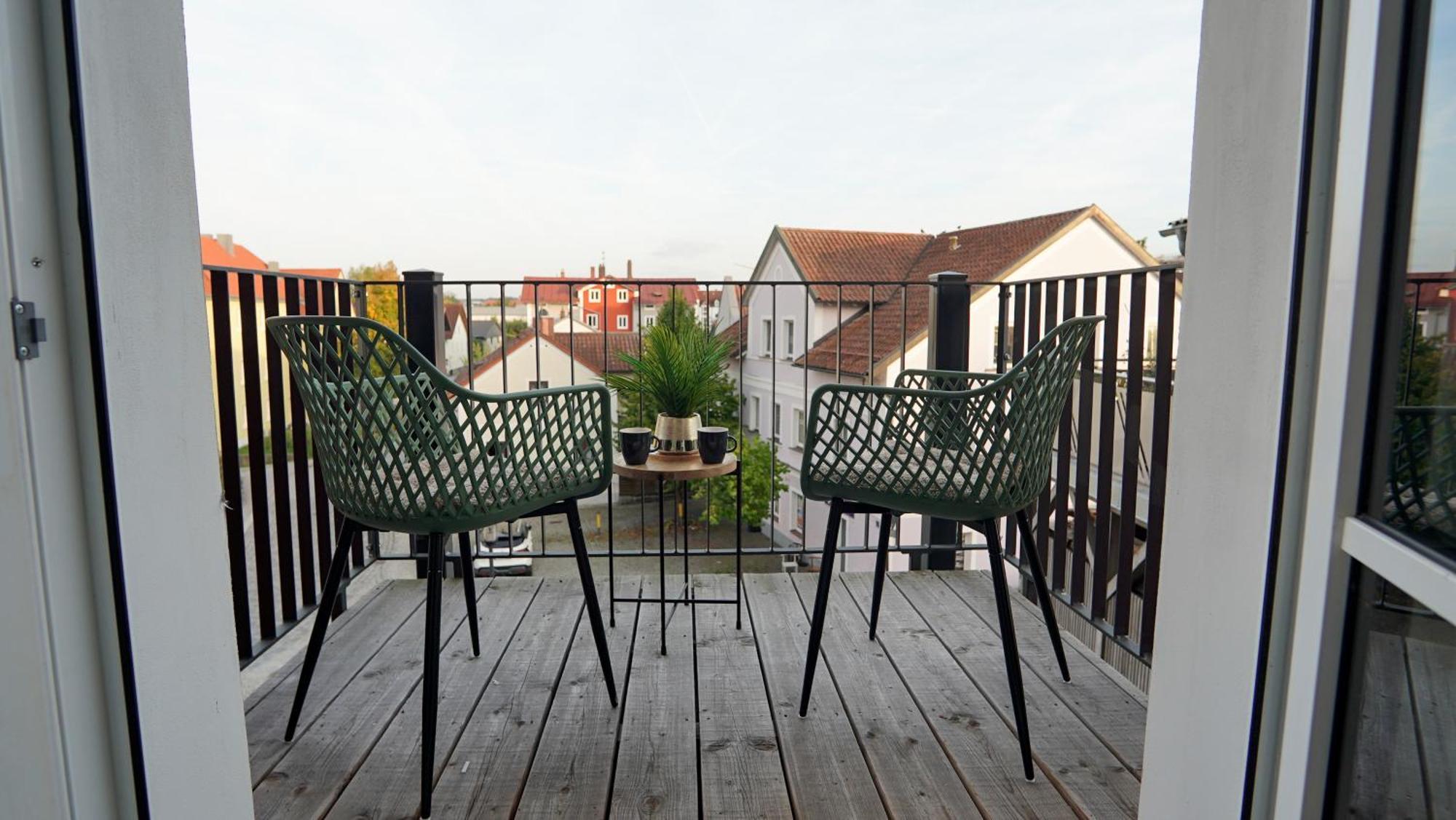 24-7 Living Room Passau - Cozy - Balcony - Kitchen Tiefenbach  Buitenkant foto